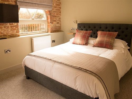 Hotel The Ingham Swan Stalham Esterno foto